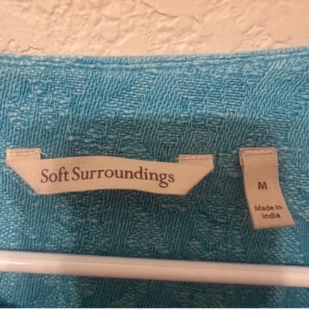 M Soft Surroundings Urban Escape Topper Top Tunic
Meadowbrook Button Pocket - Picture 7 of 11